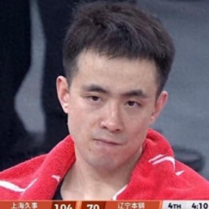 足球投注-辽篮被传更衣室闹翻，赵继伟深夜连发2文撕破脸，弗格打脸管理层